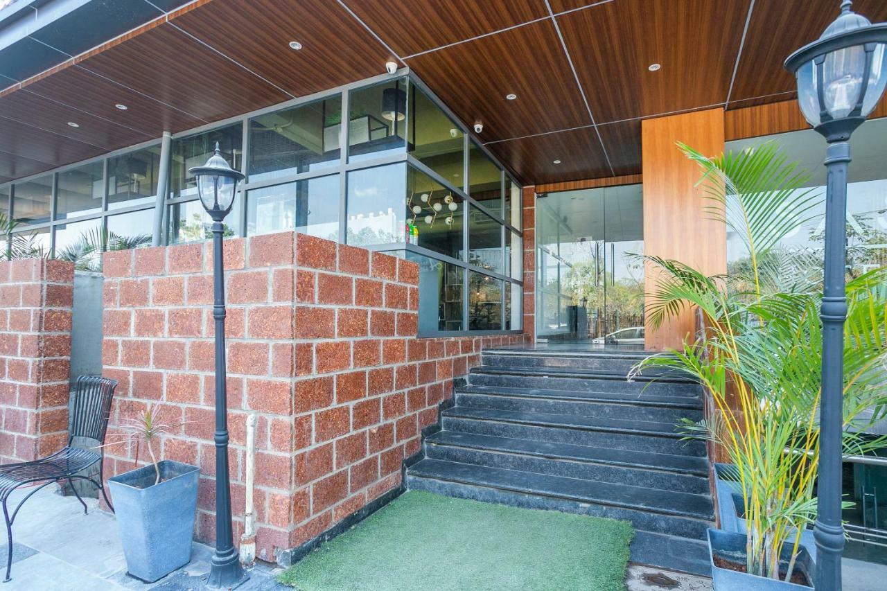 Aparthotel The Elite Royale Bangalore Exterior foto